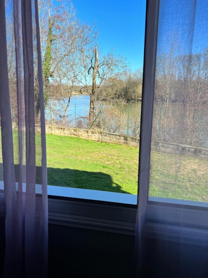 Chez Saliha Et Serge Lamarche-Sur-Saone Eksteriør billede